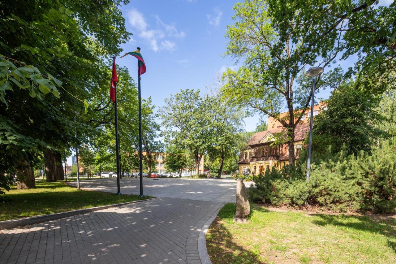 Green House Downtown Apartments With Private Free Parking And Bike Storage Klaipėda Dış mekan fotoğraf
